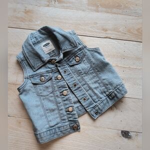 Toddler Girl Old Navy Vest Denim Button Up Front Sleeveless 2T